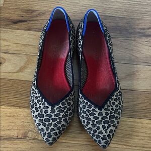 Rothy's Black and Cream Leopard Flats